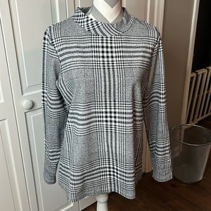 J McLaughlin houndstooth tunic top